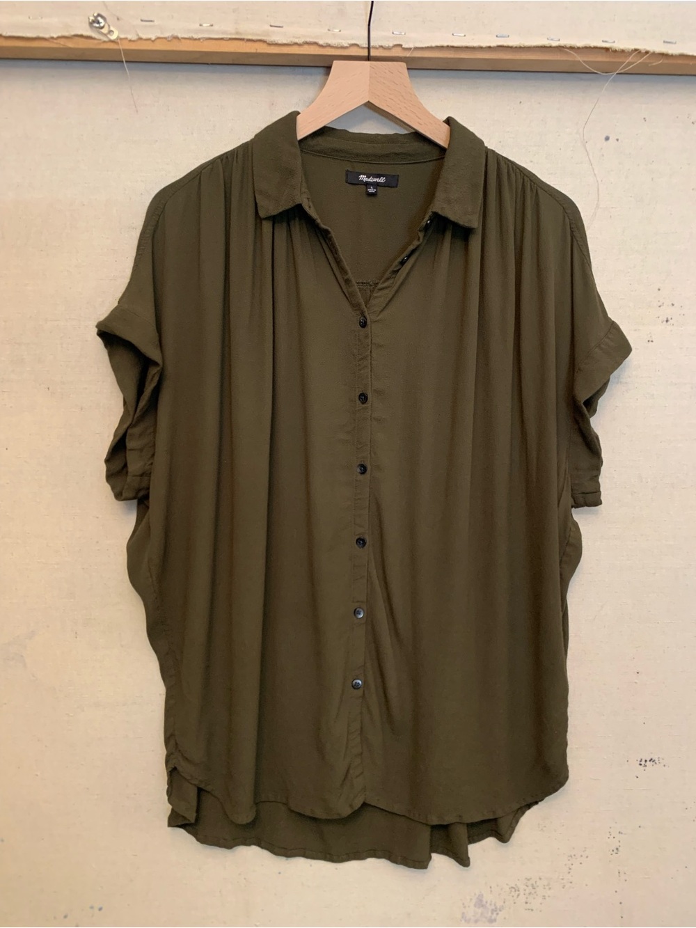 Madewell Women’s Olive Green Short-Sleeve Button-Up Blouse, Size Large